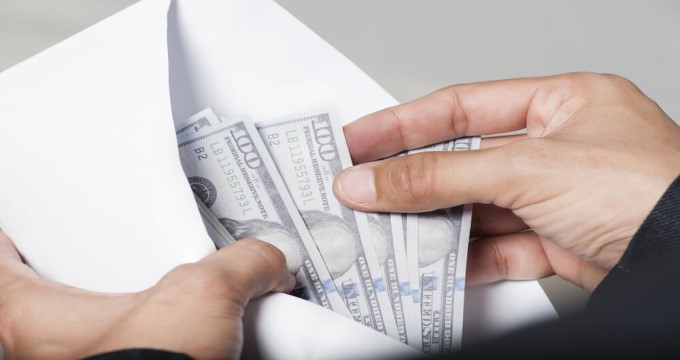 Muốn chiến thắng chủ nghĩa thân hữu, cần tách biệt doanh nghiệp và Nhà nước