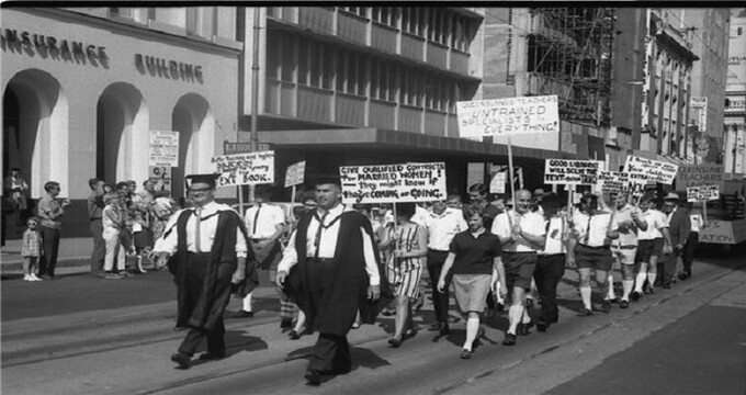 “Mọi người đều phải có việc làm”