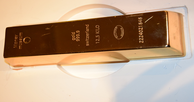 Sốt thị trường vàng: những dấu hỏi về chính sách