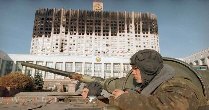 [Tinh thần dân chủ] Chương 13: Làm cho dân chủ hoạt động (Phần 1)